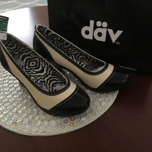 DAV. RAINWEAR PUMP